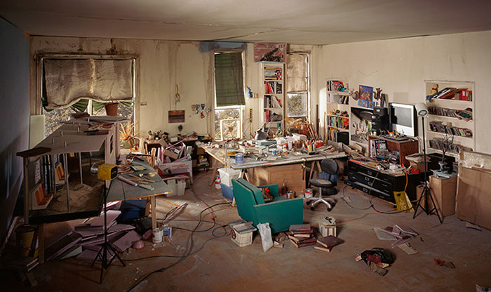 Lori Nix, Living Room, 2013